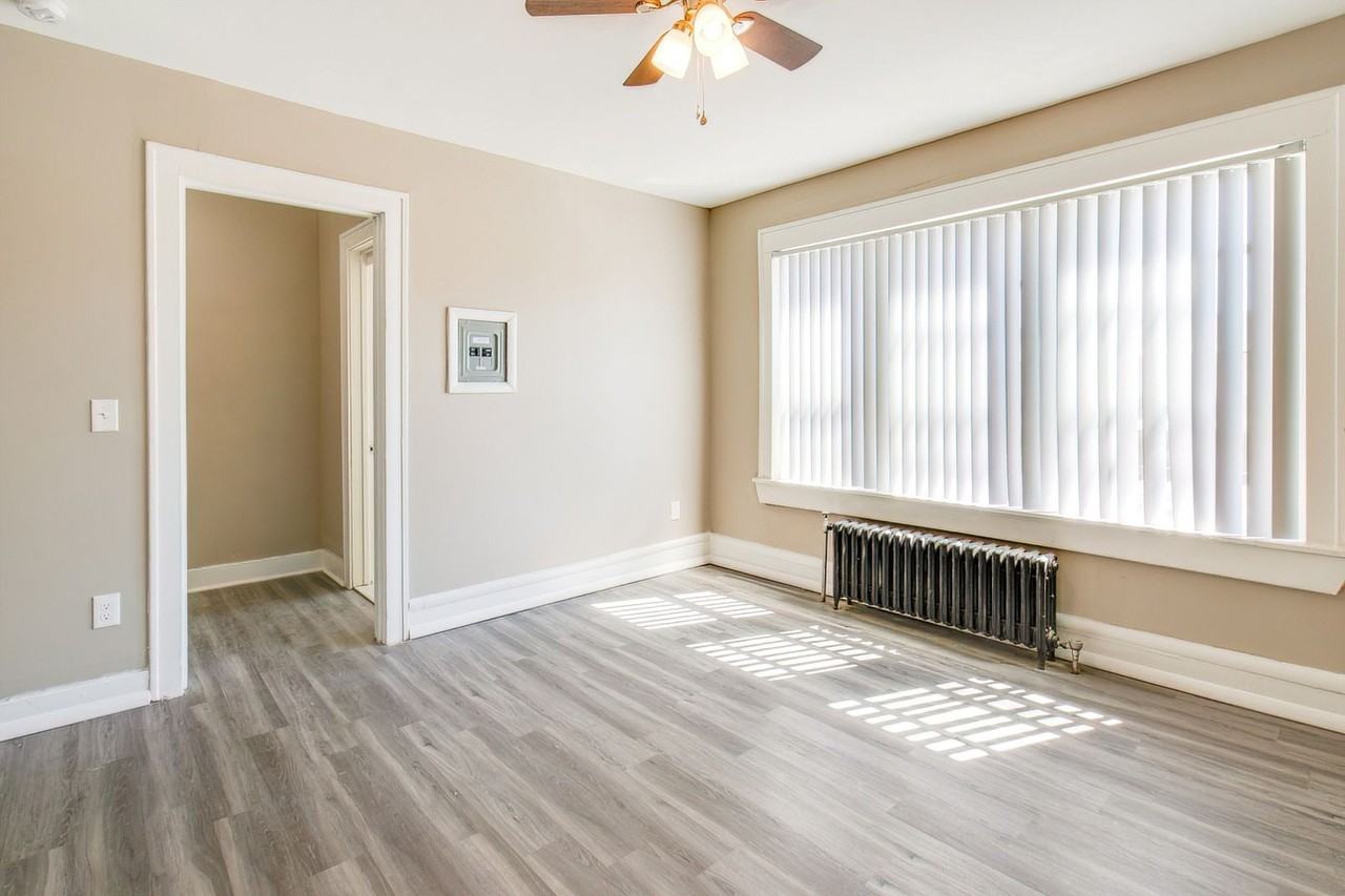 Huron Place - Photo 7 of 38