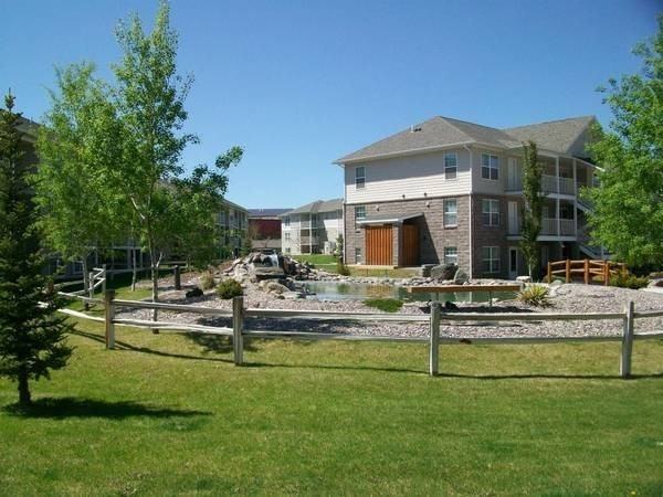 Crestview Apartments - Photo 2 of 50