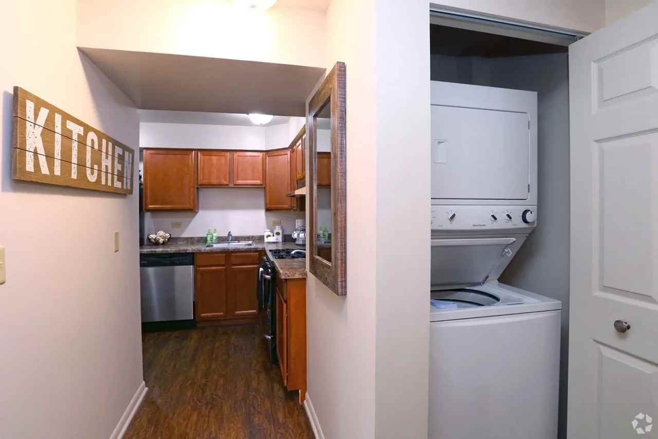 1820 Wessel Ct - Photo 6 of 14