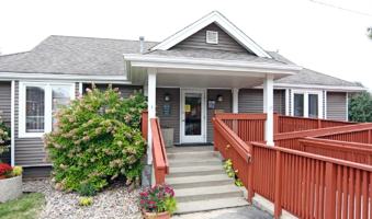 featured image of 2800 Fleur Dr