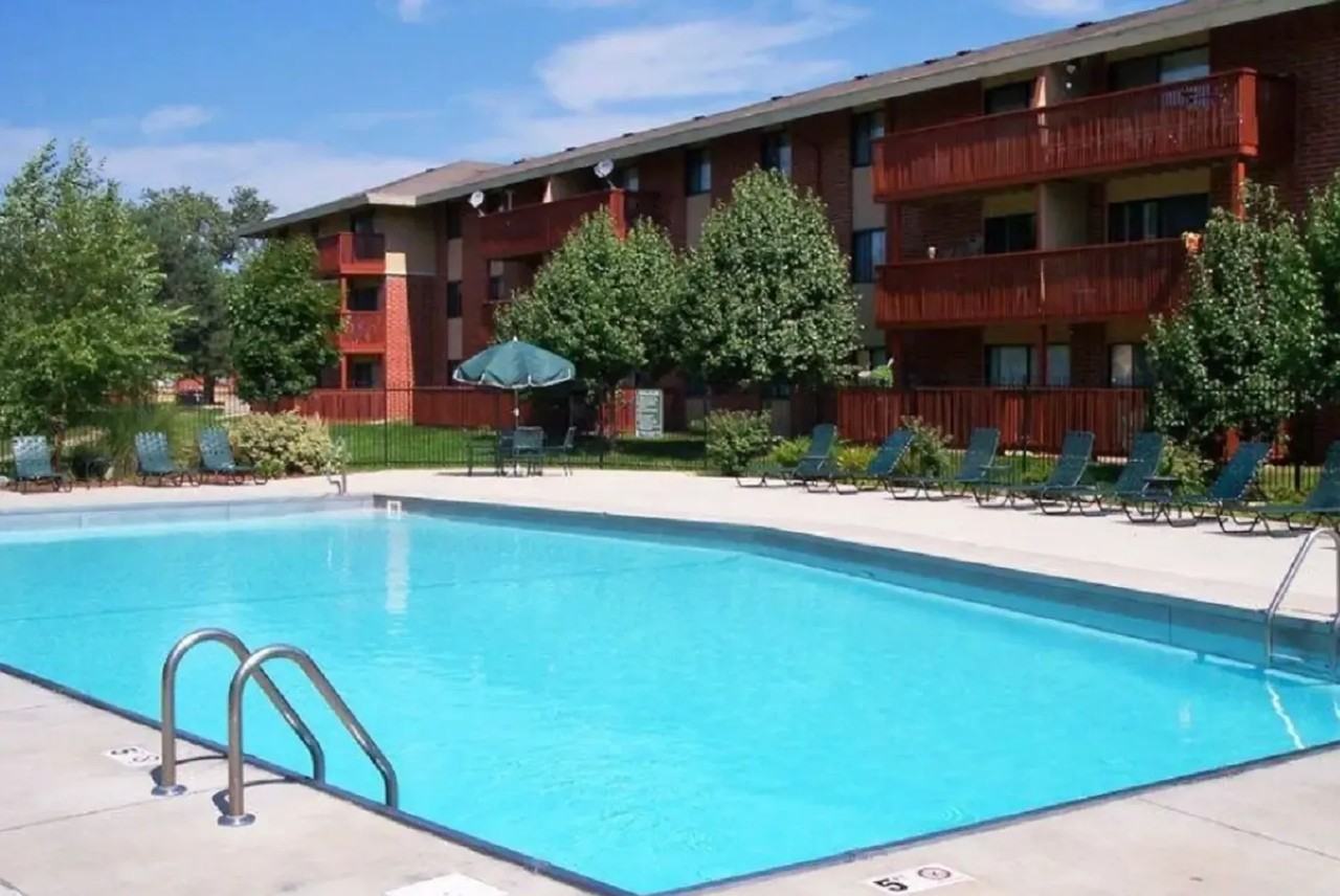 The Pointe on Fleur Apartments - Photo 2 of 43