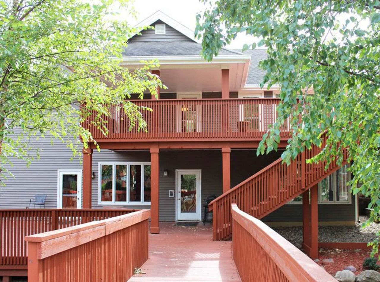 The Pointe on Fleur Apartments - Photo 7 of 43