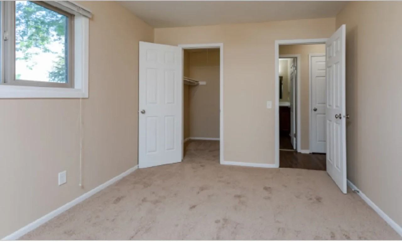 Crosstown of Sun Prairie - Photo 4 of 10