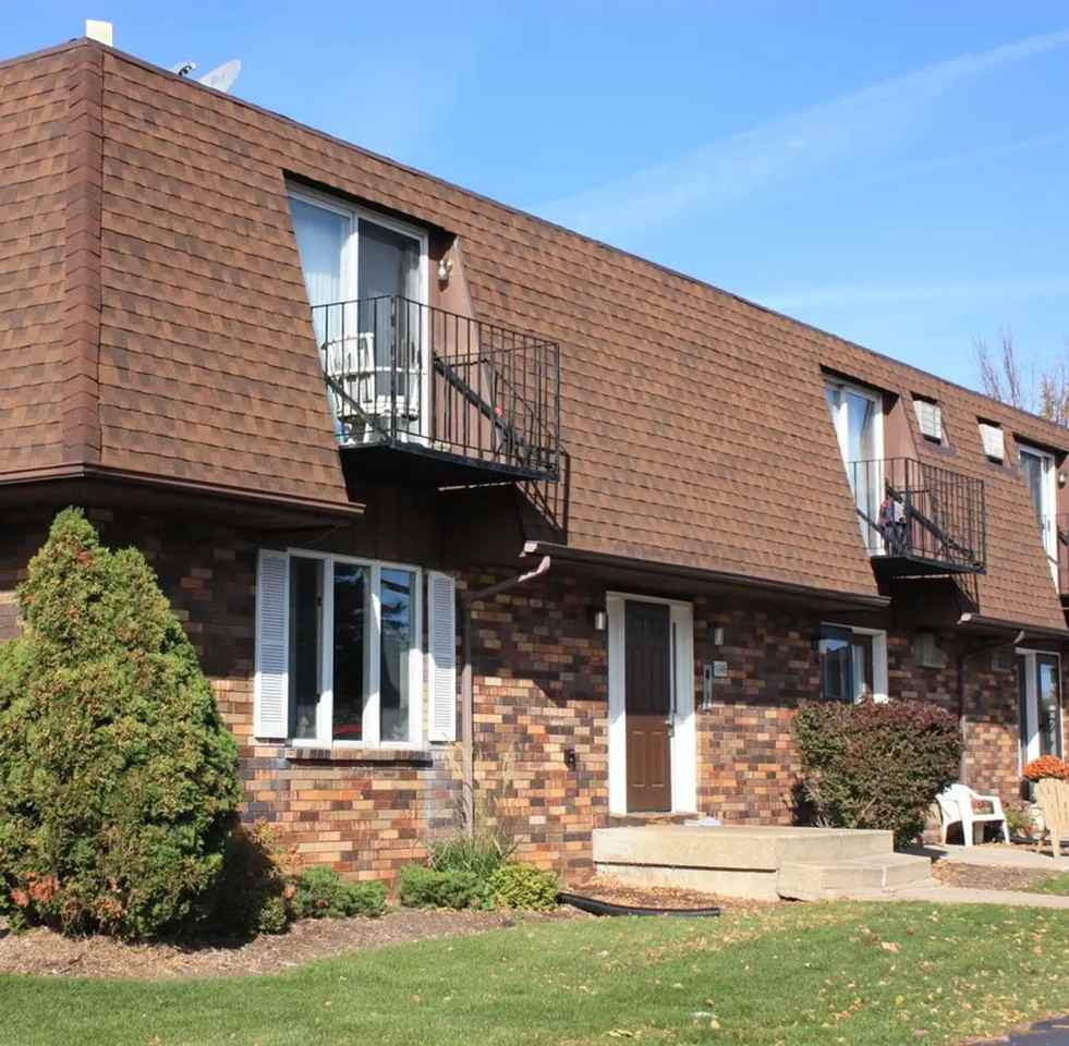 Crosstown of Sun Prairie - Photo 5 of 10