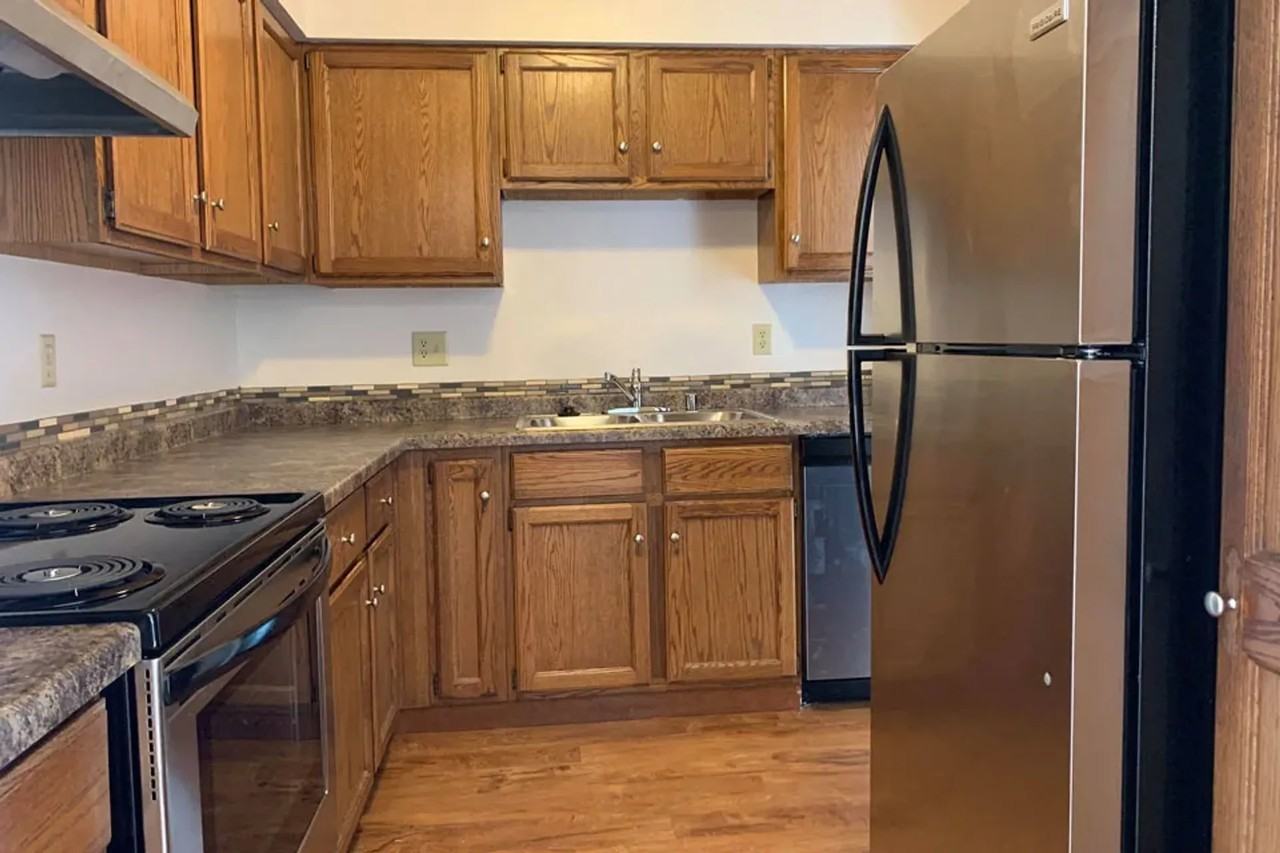 $500 off Move - Photo 6 of 15