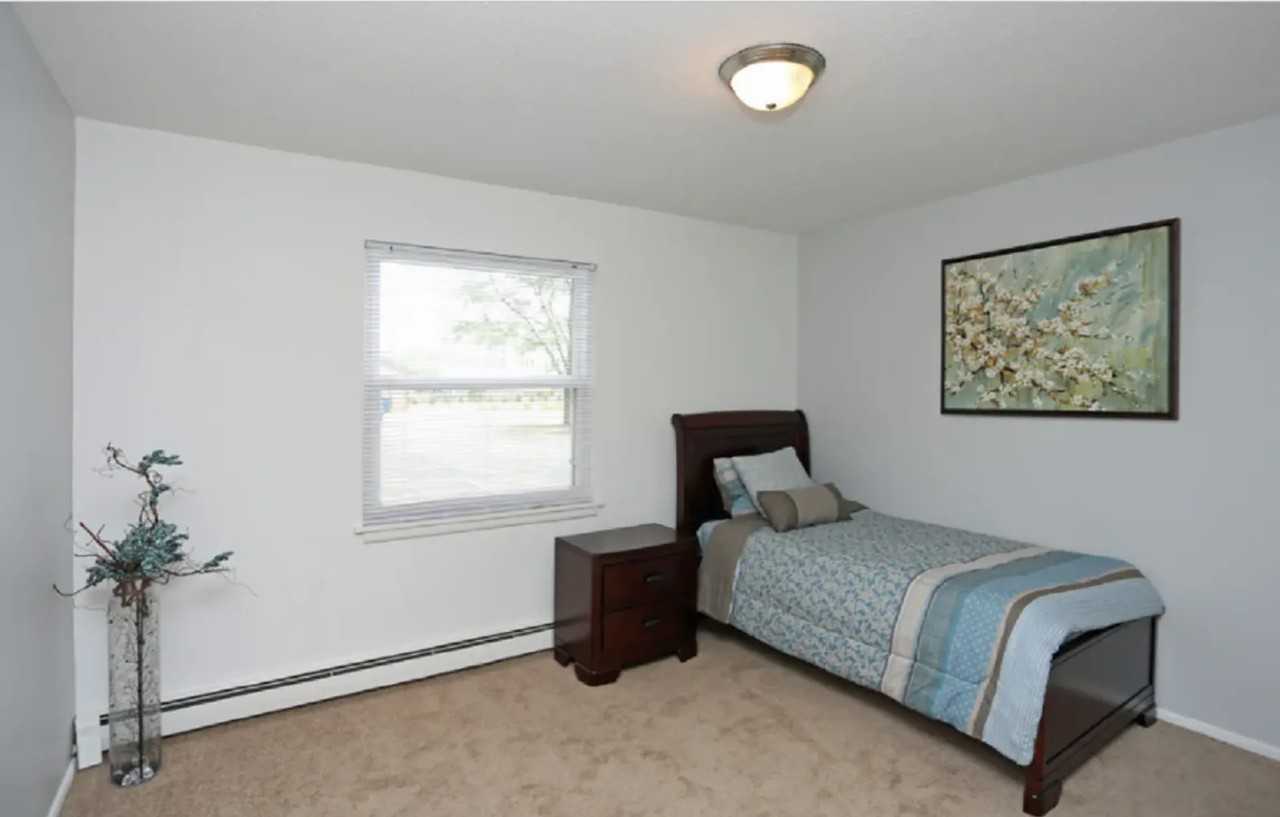 Kensington Pointe Apartments - Photo 7 of 14