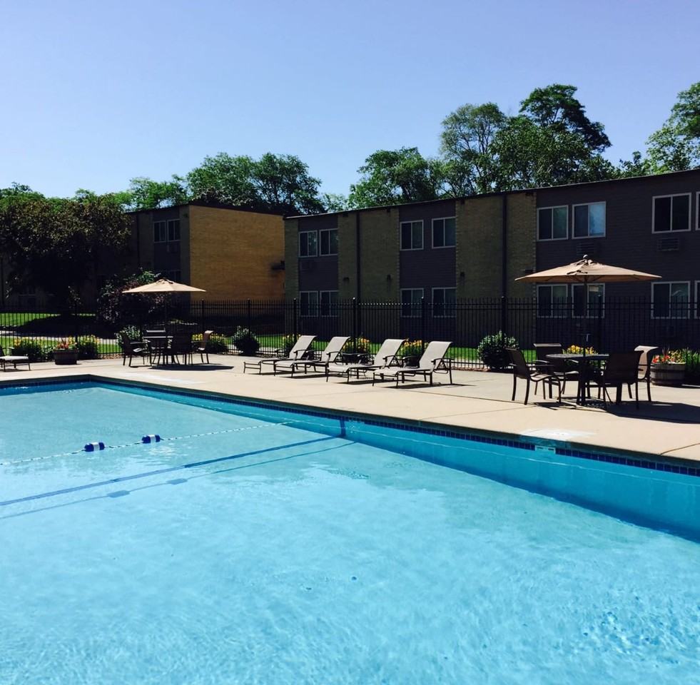 $500 Off your move - Photo 3 of 17