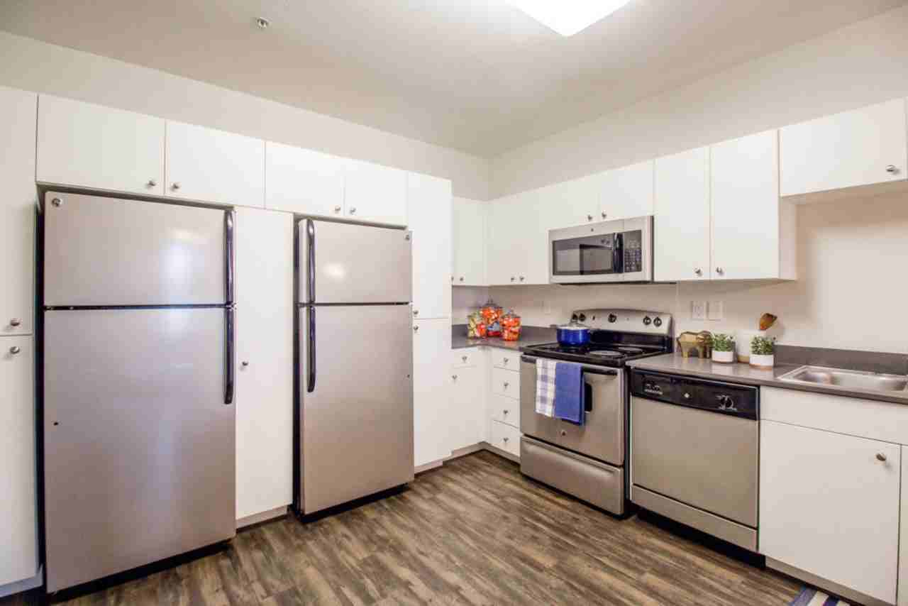 8 MENS - LOWER 8 BED (floor 1) - Photo 4 of 8