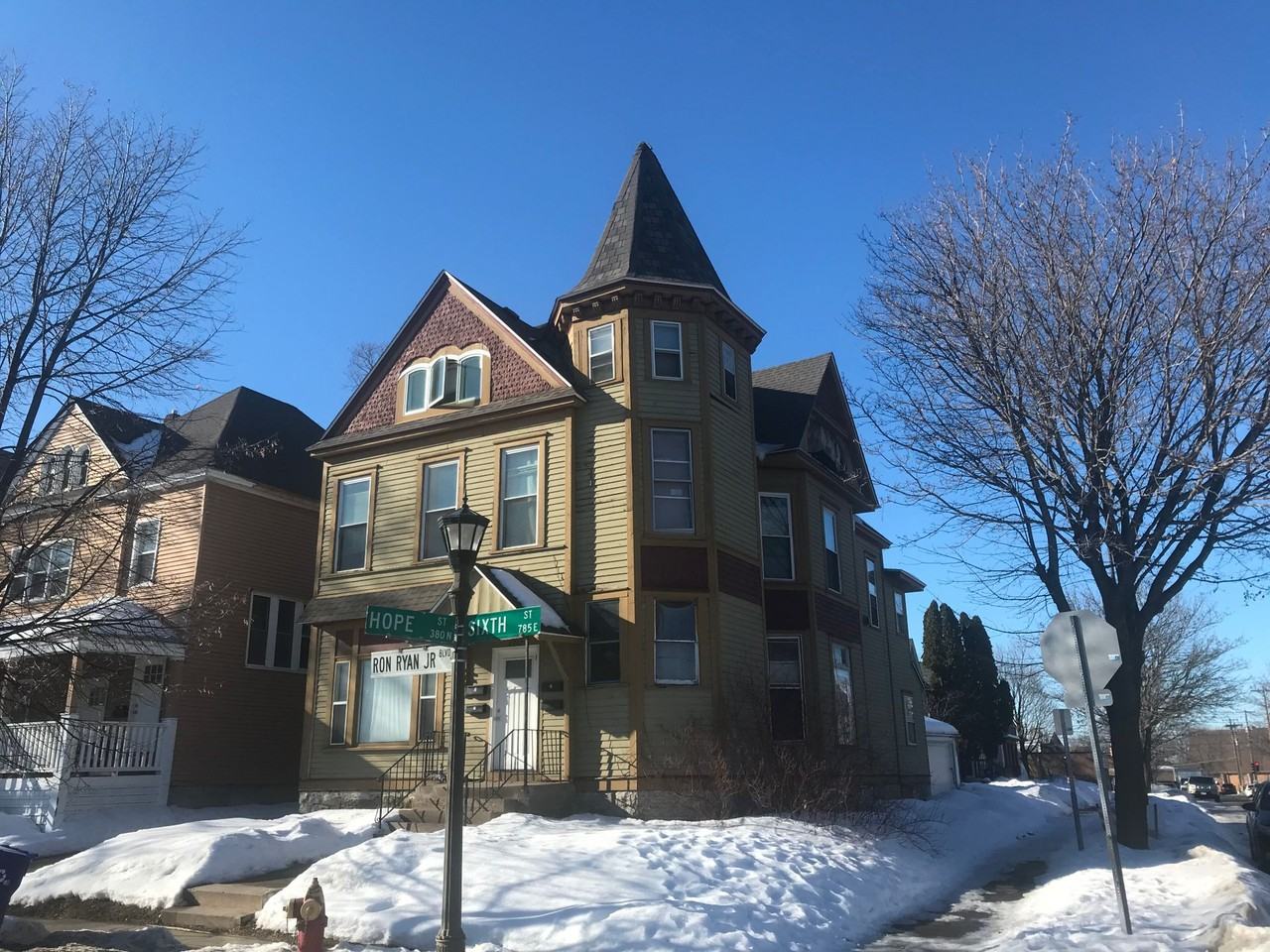 783 6th St East - Photo 5 of 6