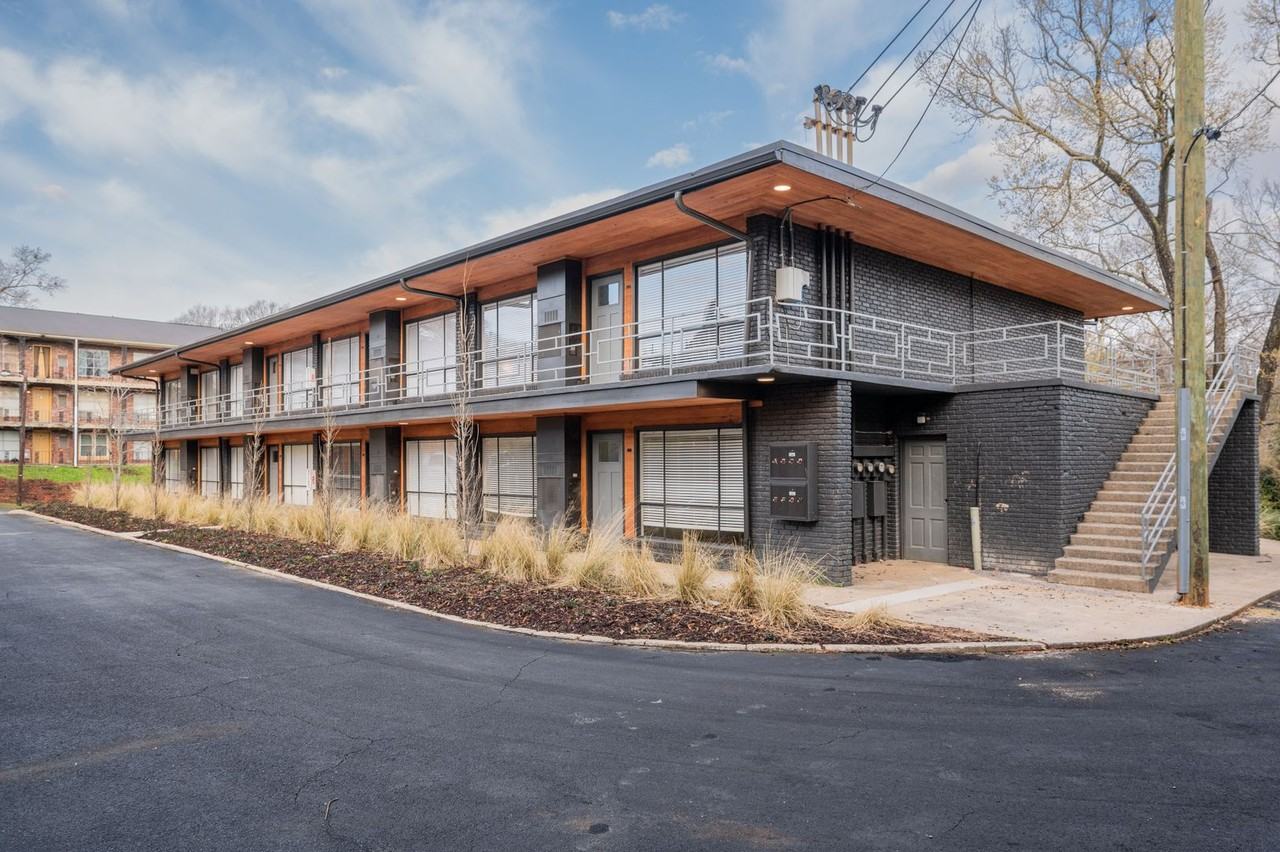 Highland Riviera - Photo 5 of 50