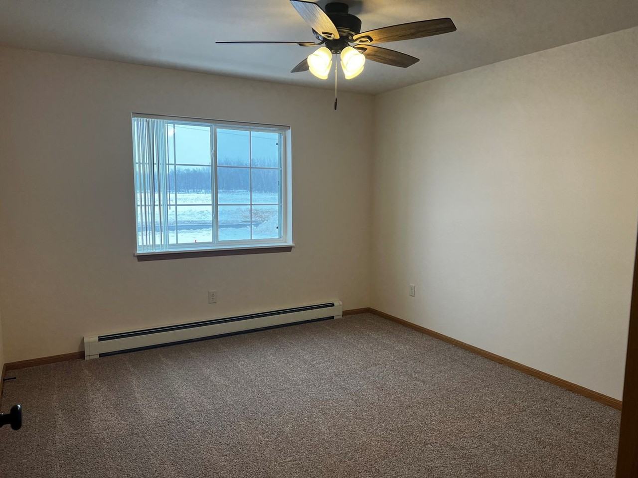 South Ridge Apartments - Photo 5 of 9