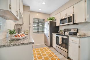 Las Arenas Apartments | Modern 1 Bedroom Apartments in Orlando, FL - Photo 1 of 1