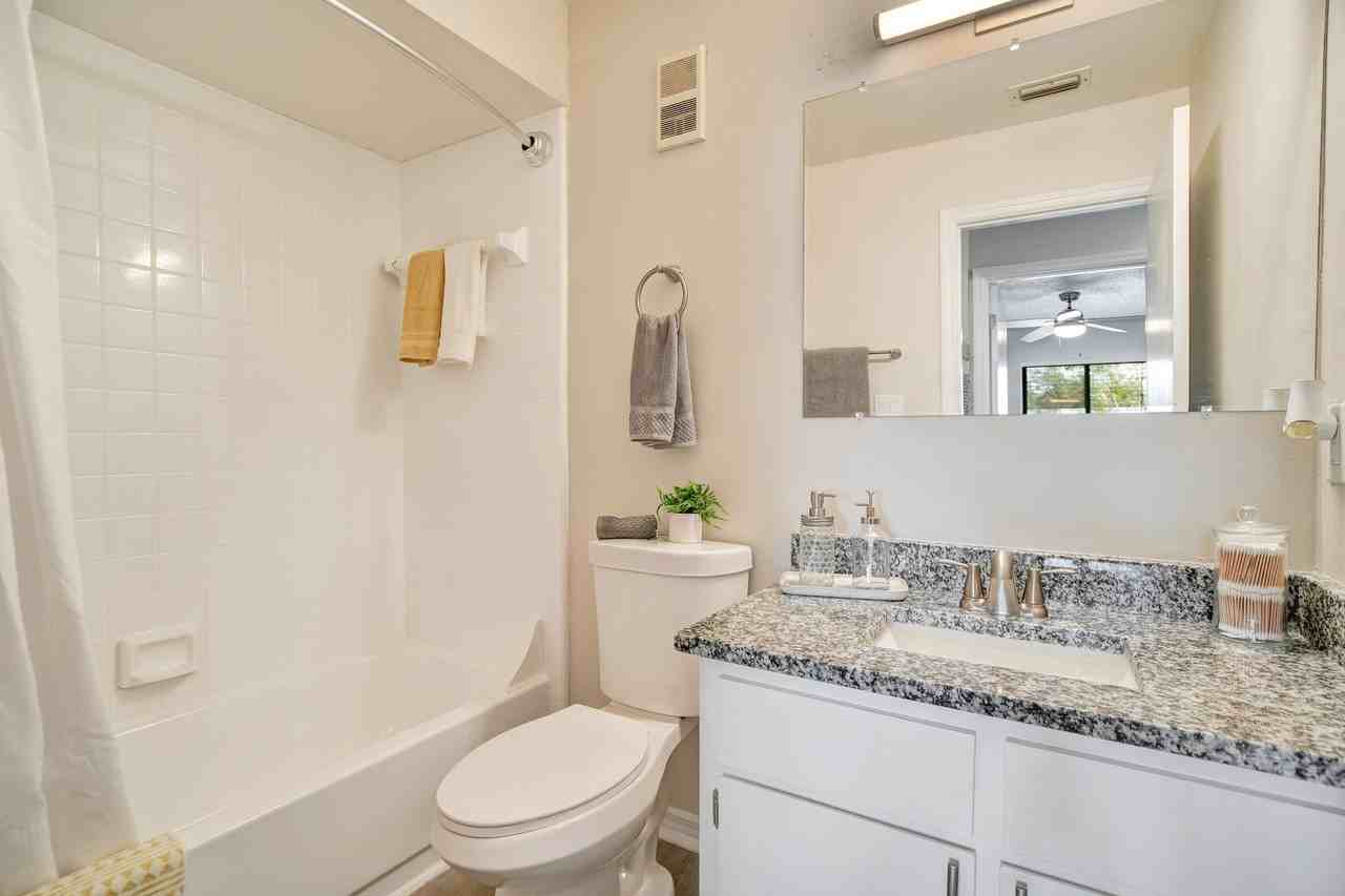 Las Arenas Apartments | Modern 1 Bedroom Apartments in Orlando, FL - Photo 3 of 17