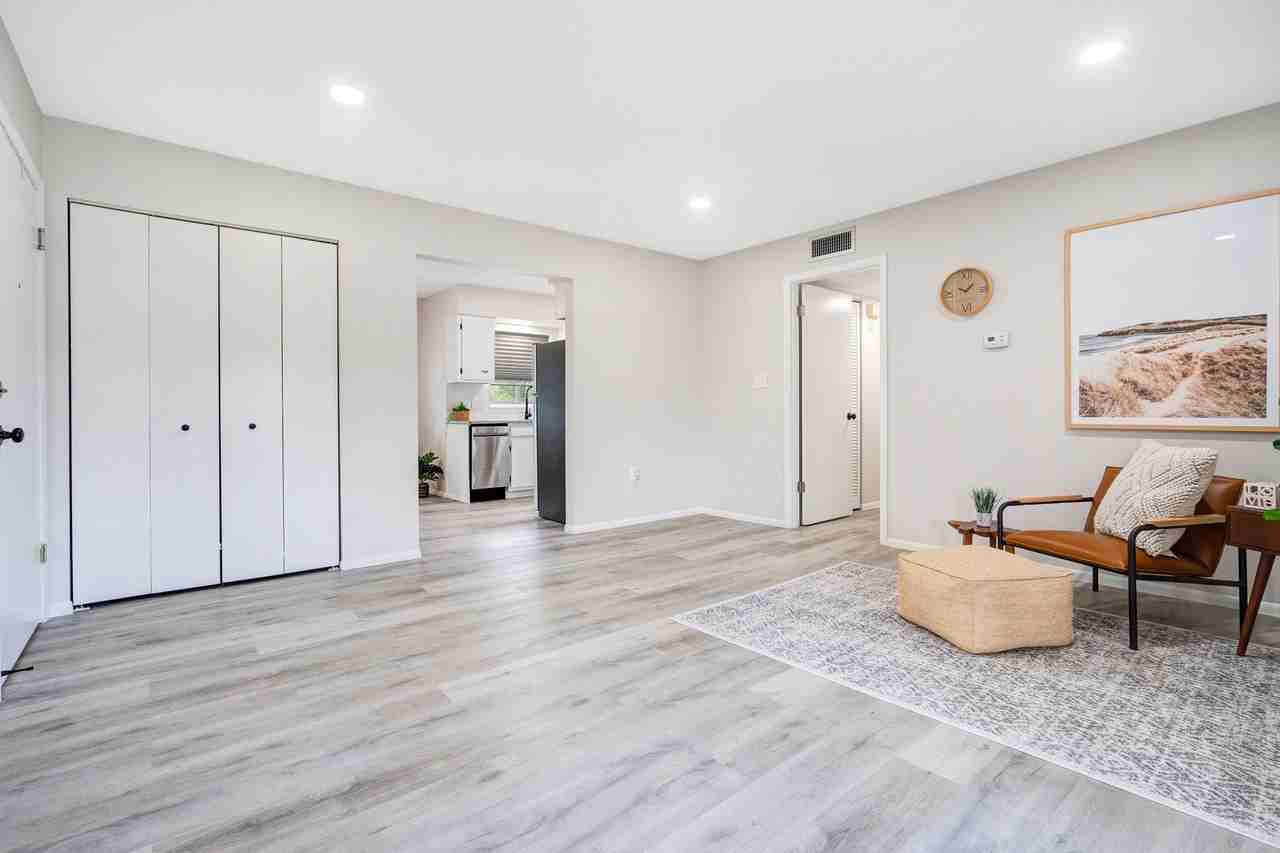 The Fisher Apartments, Winter Park | 1–2 Months Free - Photo 4 of 24