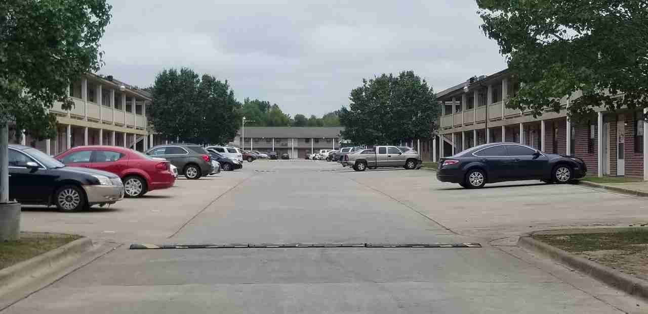 Aikman Estates Apartments 4511 S Main St, Pine Bluff, AR 71601 Zumper