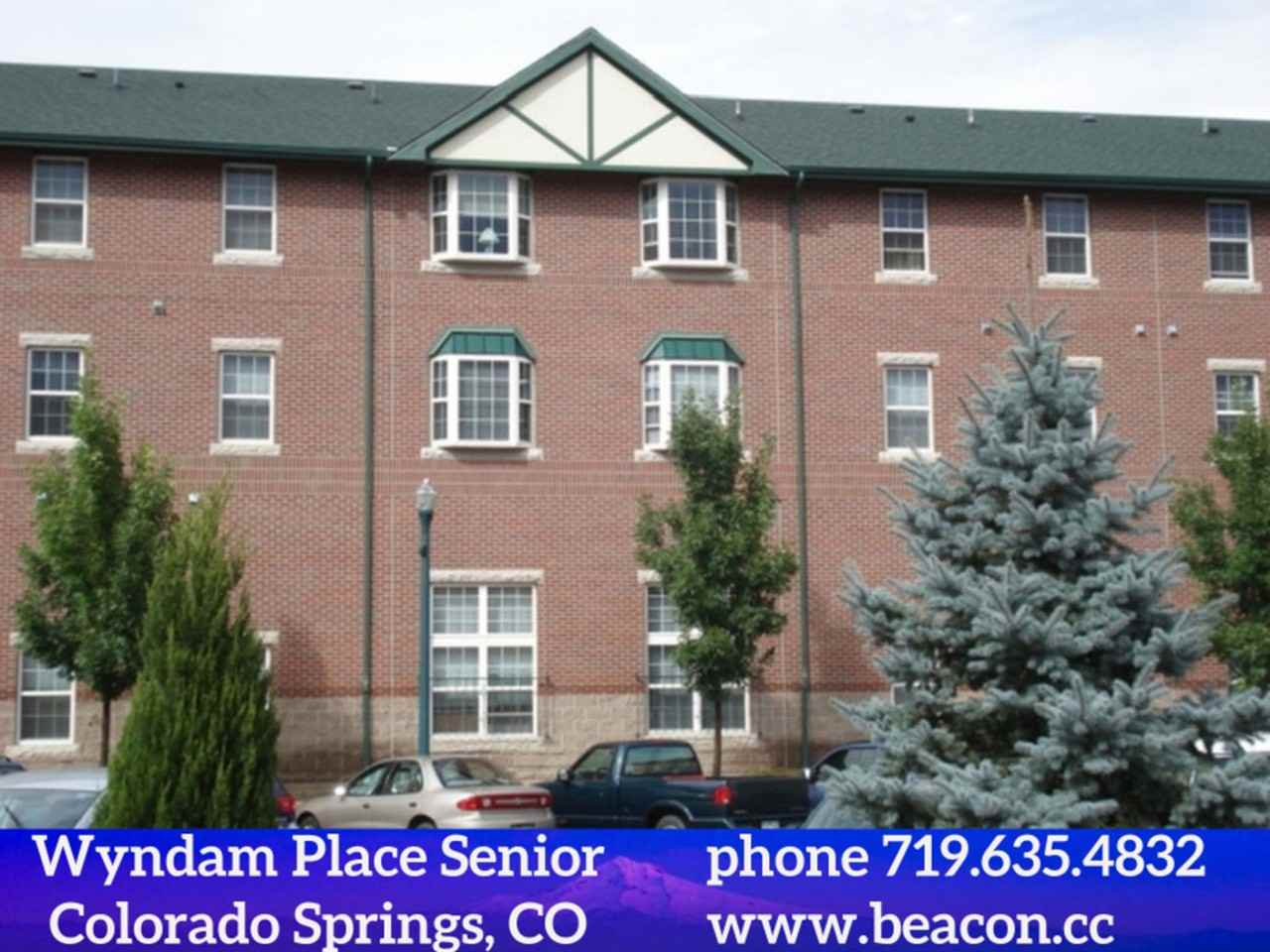 Wyndam Place Senior Residence 55+ - Photo 5 of 28