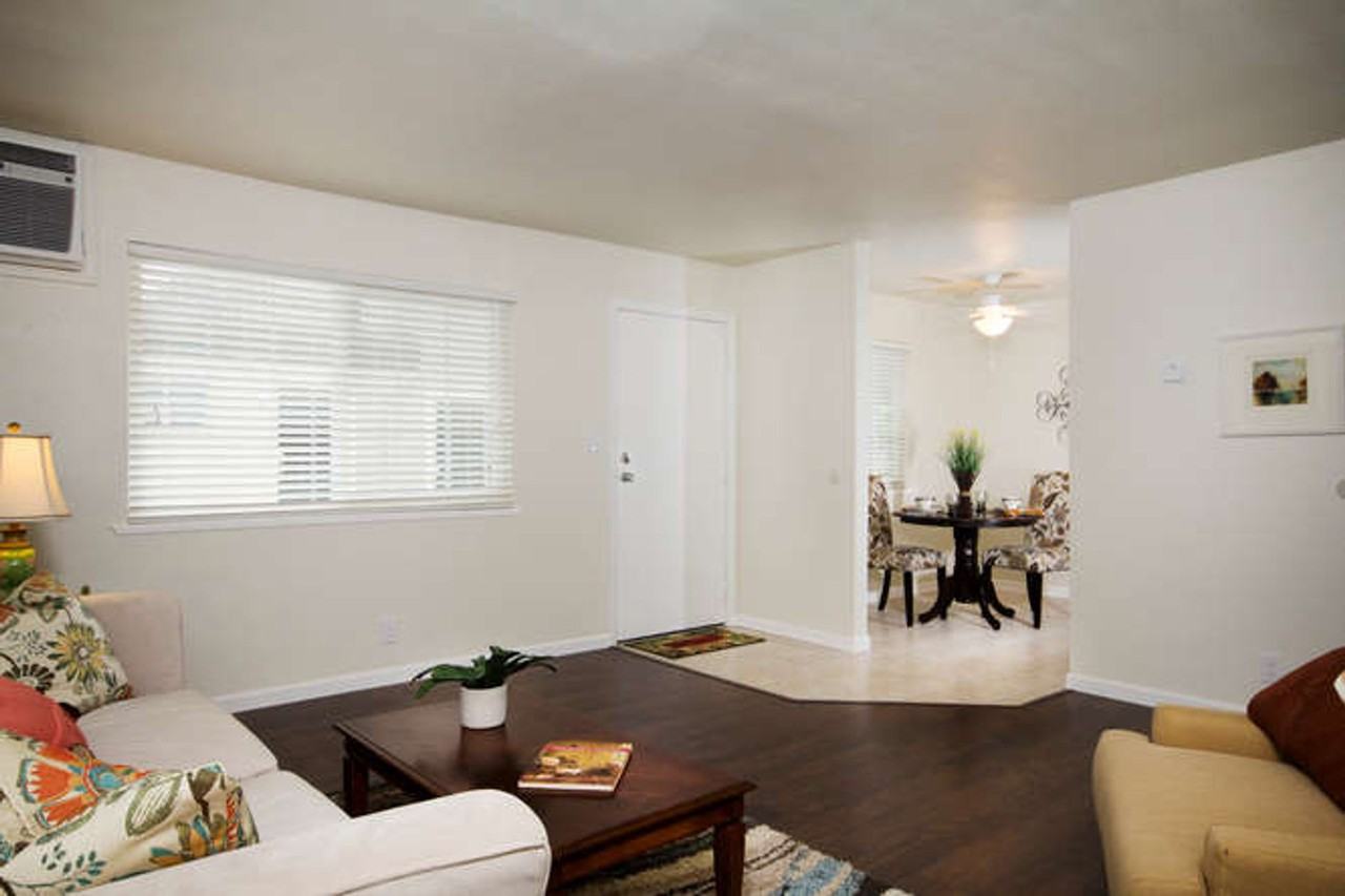 616 O Street - Photo 3 of 5