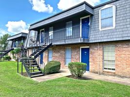 featured image of 1003 Avenue B