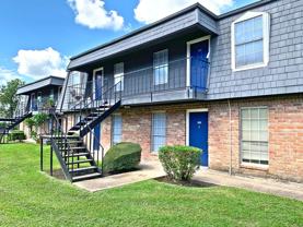 Chateau Nederland Apartments - Photo 1 of 1