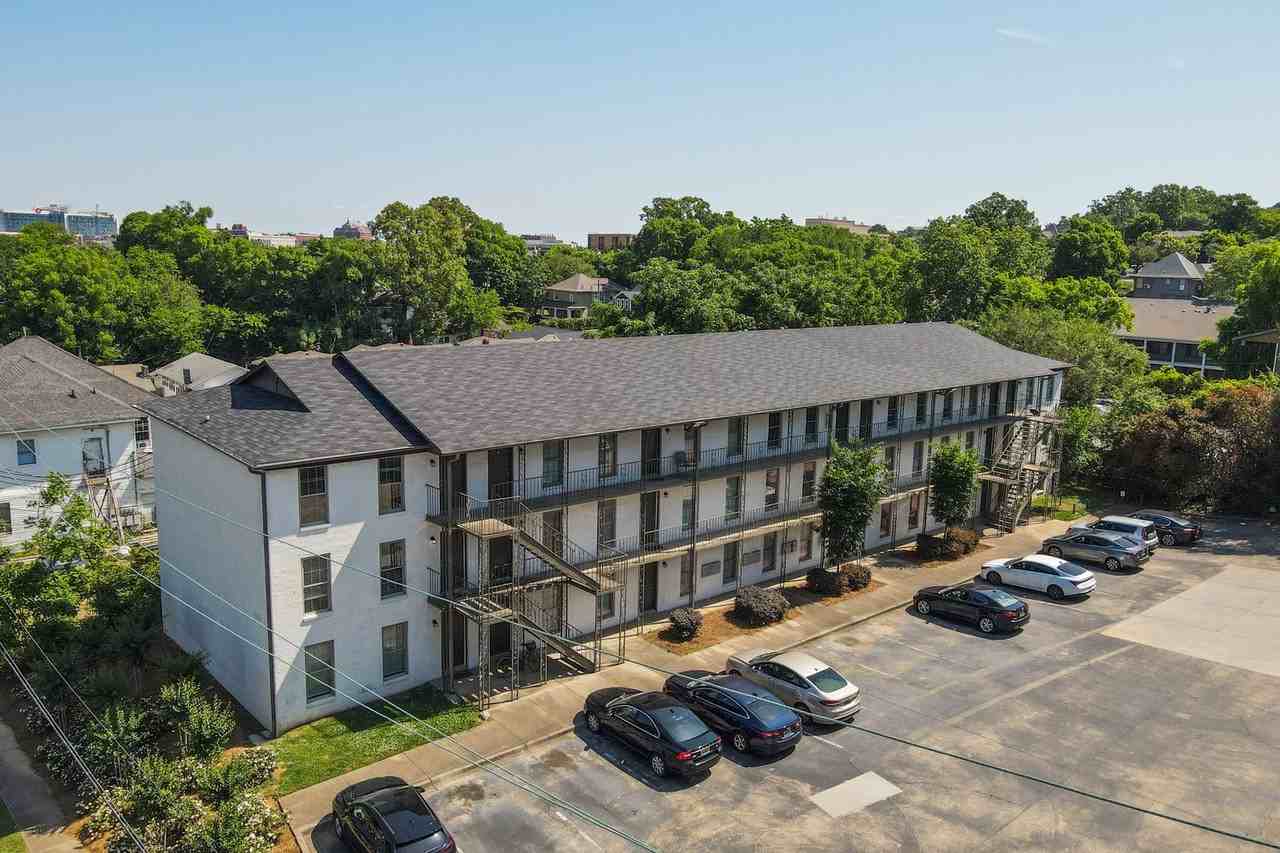 Parkside Place - Photo 5 of 50