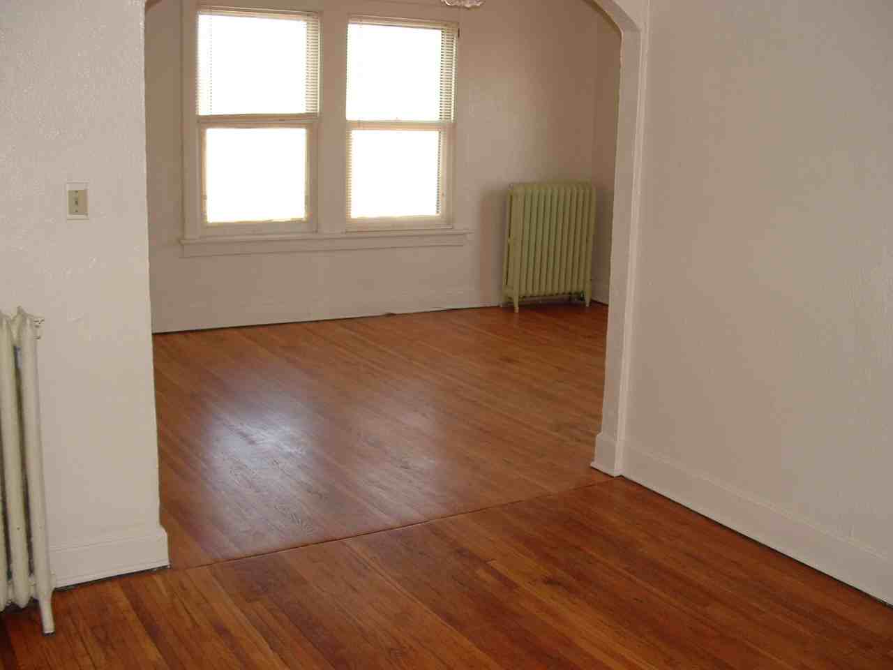 2400 Myrtle - Photo 3 of 8