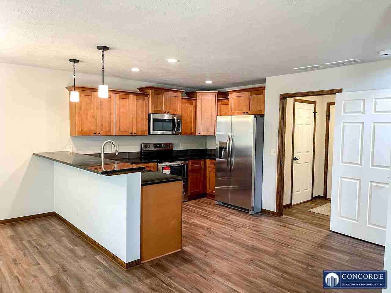 The Peregrine Apartments 88th and Holdrege, Lincoln, NE 68505 Zumper