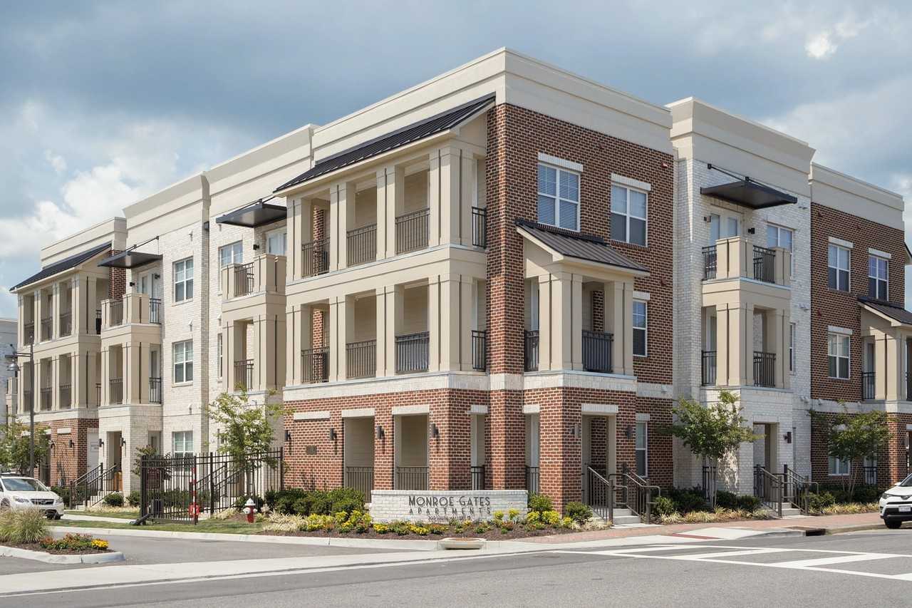 Monroe Gates Apartments - Photo 2 of 35