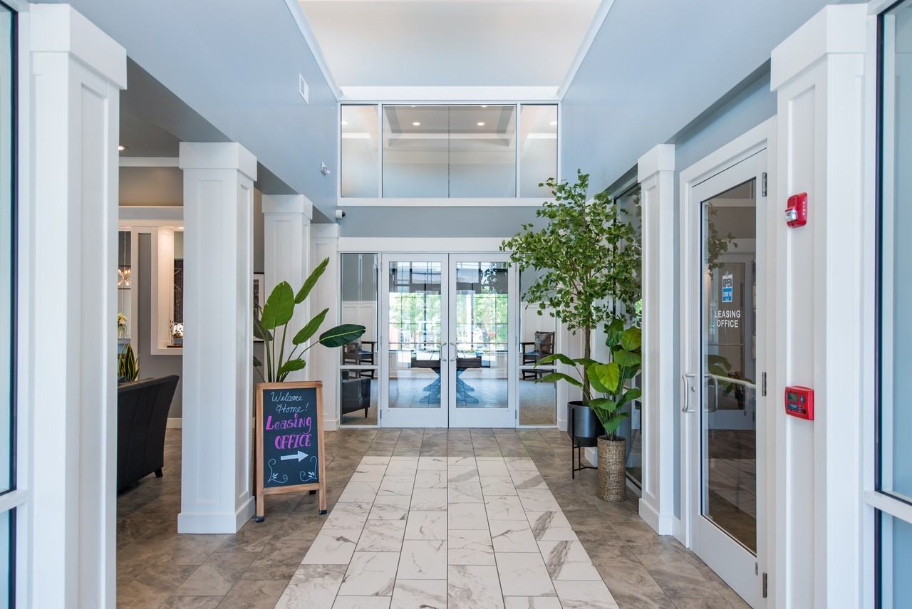 Monroe Gates Apartments - Photo 6 of 35