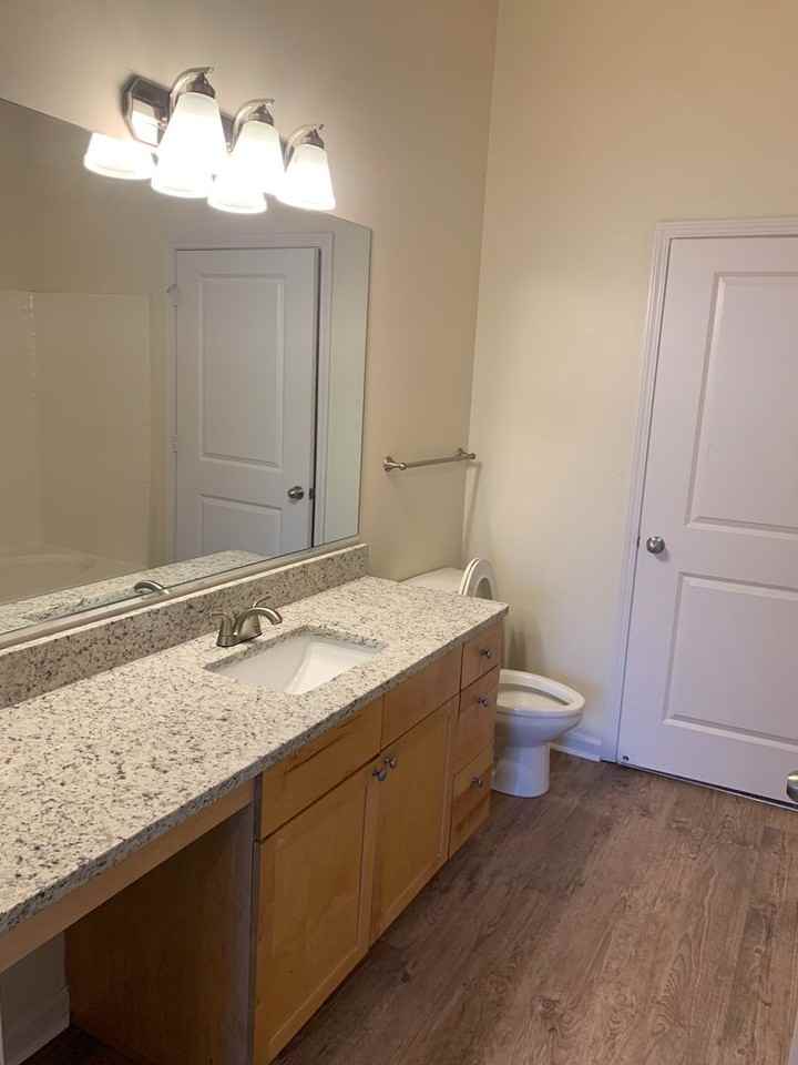 The Alexander at Ghent - Photo 2 of 28