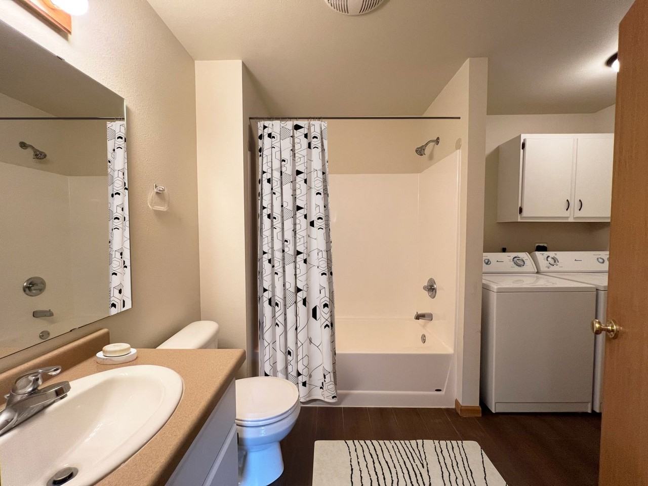 Birchwood Apartments - Photo 4 of 11