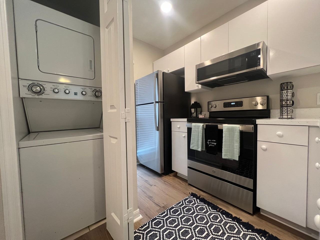 Village Park Townhomes | 2 & 3 Bedroom Apartments in Lady Lake, FL - Photo 7 of 20