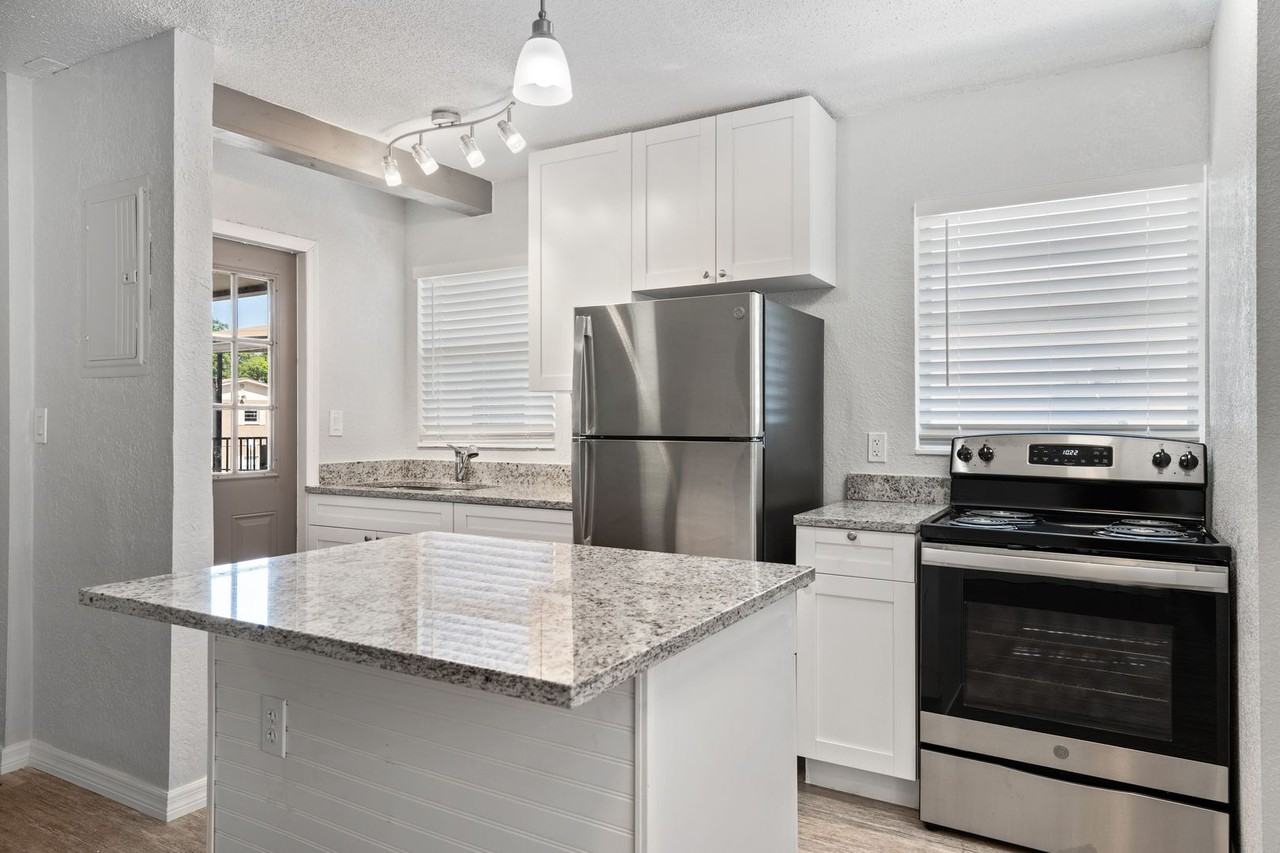 Indian River Shores Apartments - Photo 7 of 50