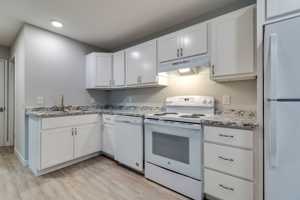 featured image of 2720 Mcdivitt Rd