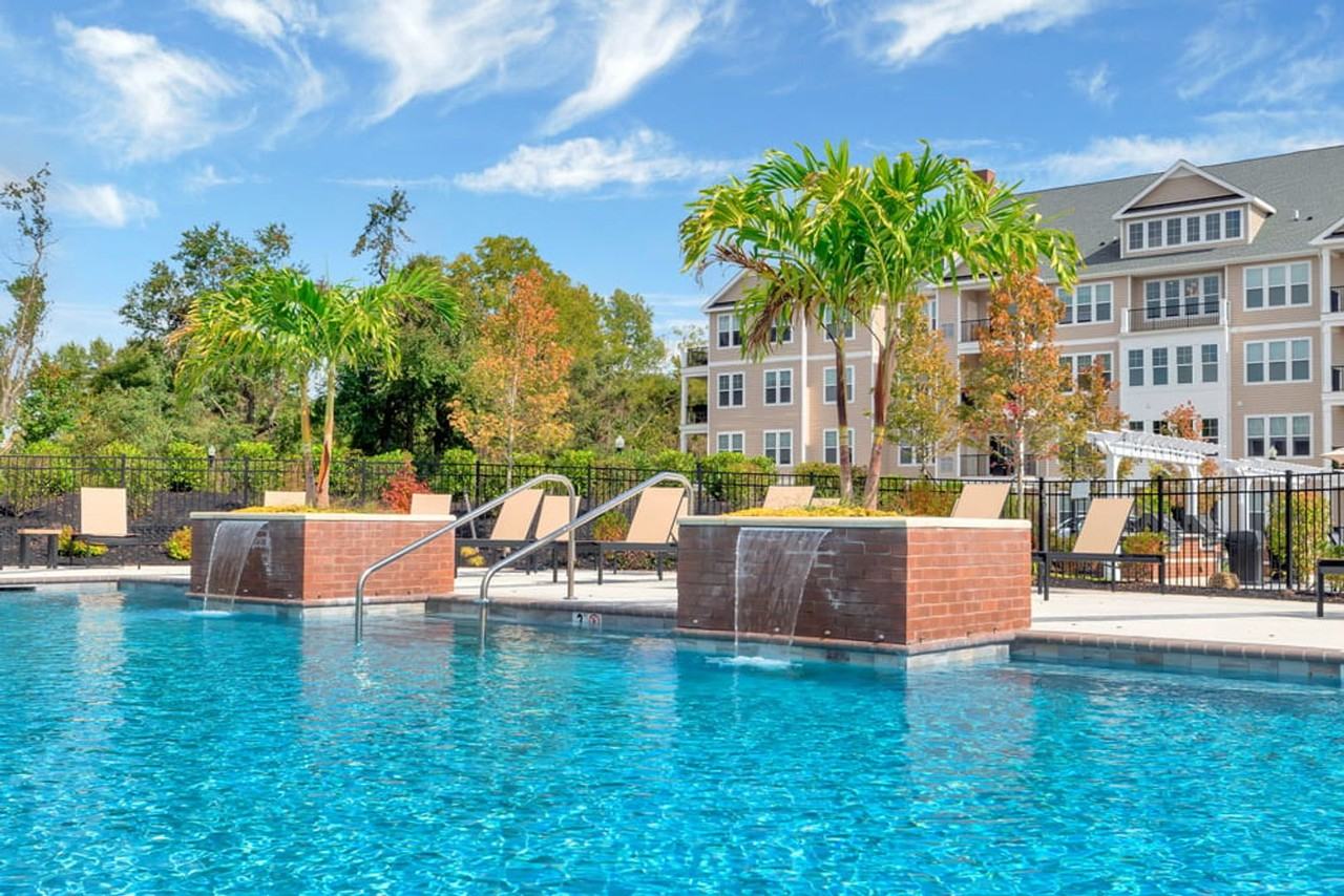 Eastampton Place Apartments - Photo 6 of 50