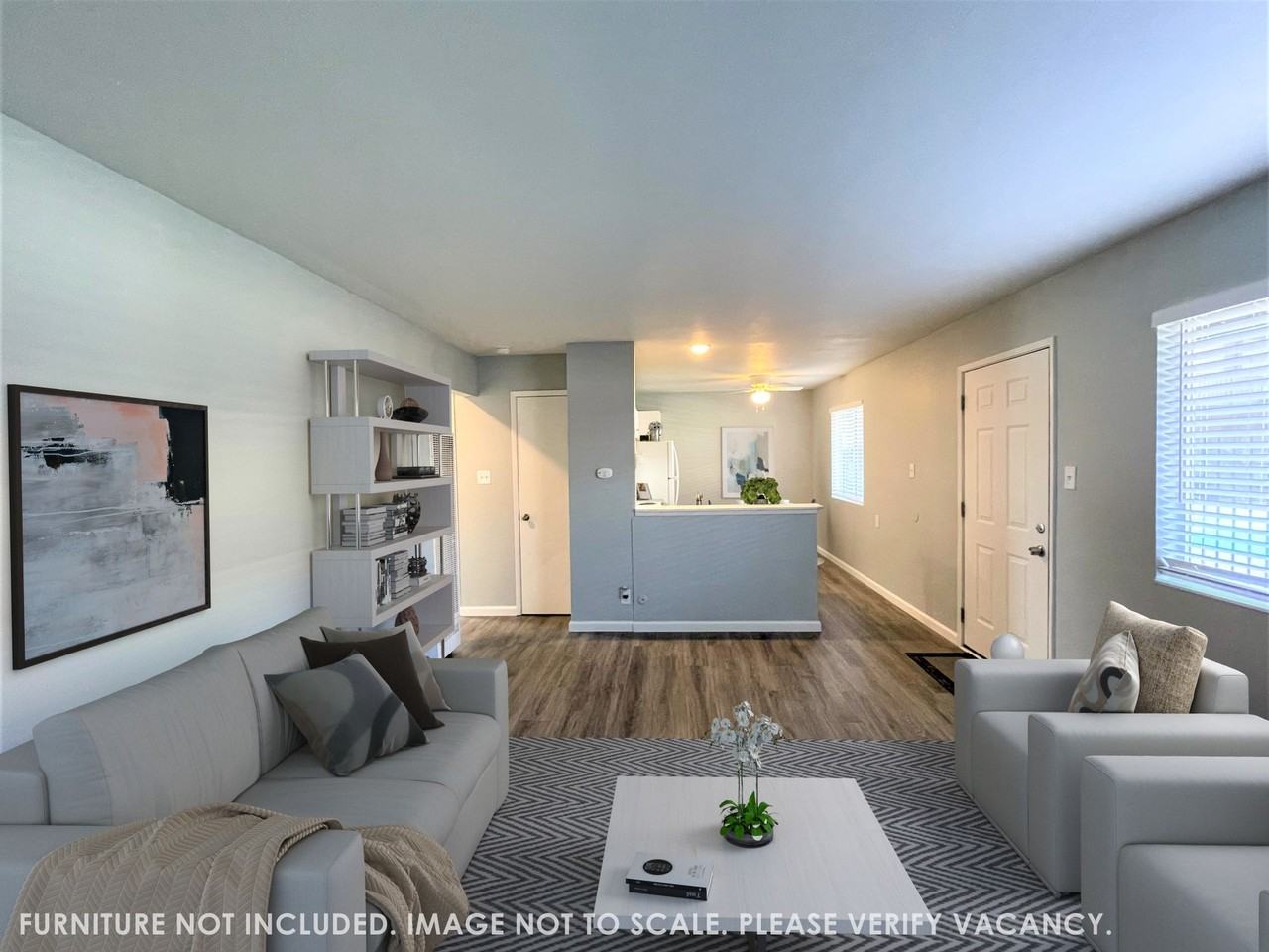 Lincoln Courtyards at 531 Glendora Avenue - Photo 2 of 4