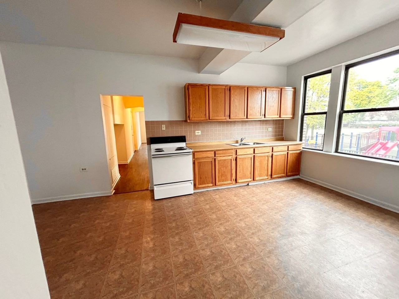 2319 N. Kedzie LP - Photo 6 of 21