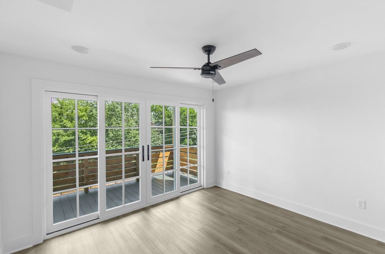 Riviera Apartments - Photo 6 of 20