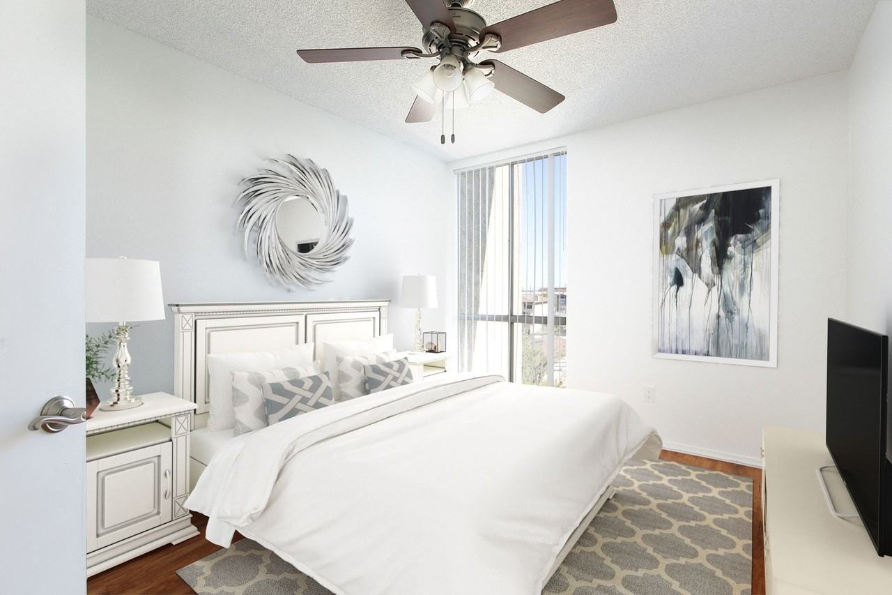 Bayside Terrace Apartments - Photo 2 of 14