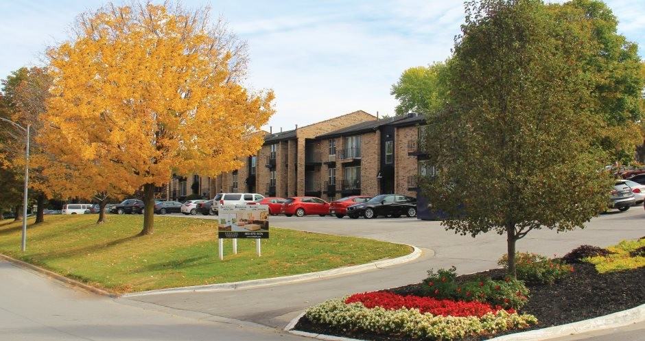 Bristol Square Apartments - Photo 2 of 50