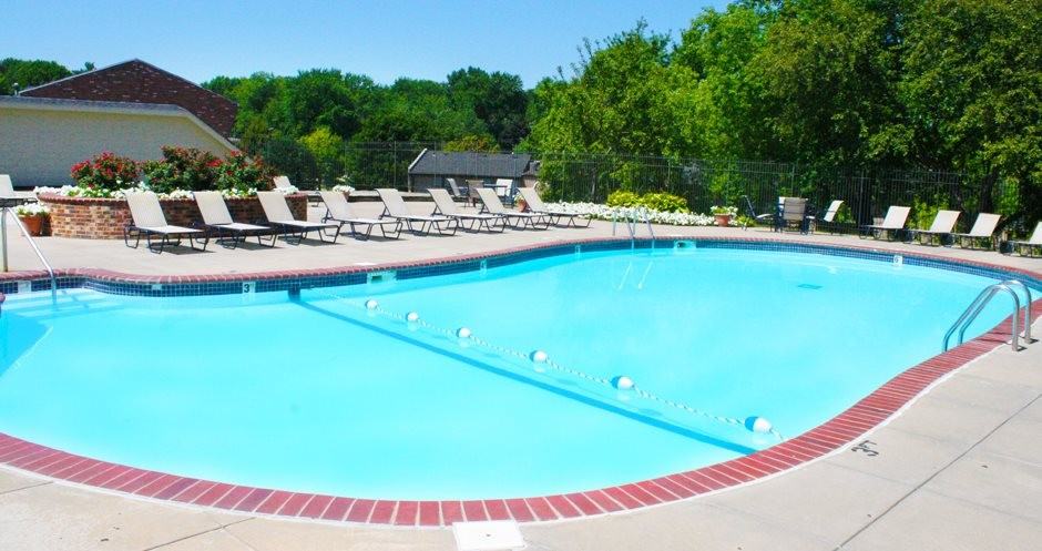 Bristol Square Apartments - Photo 7 of 50