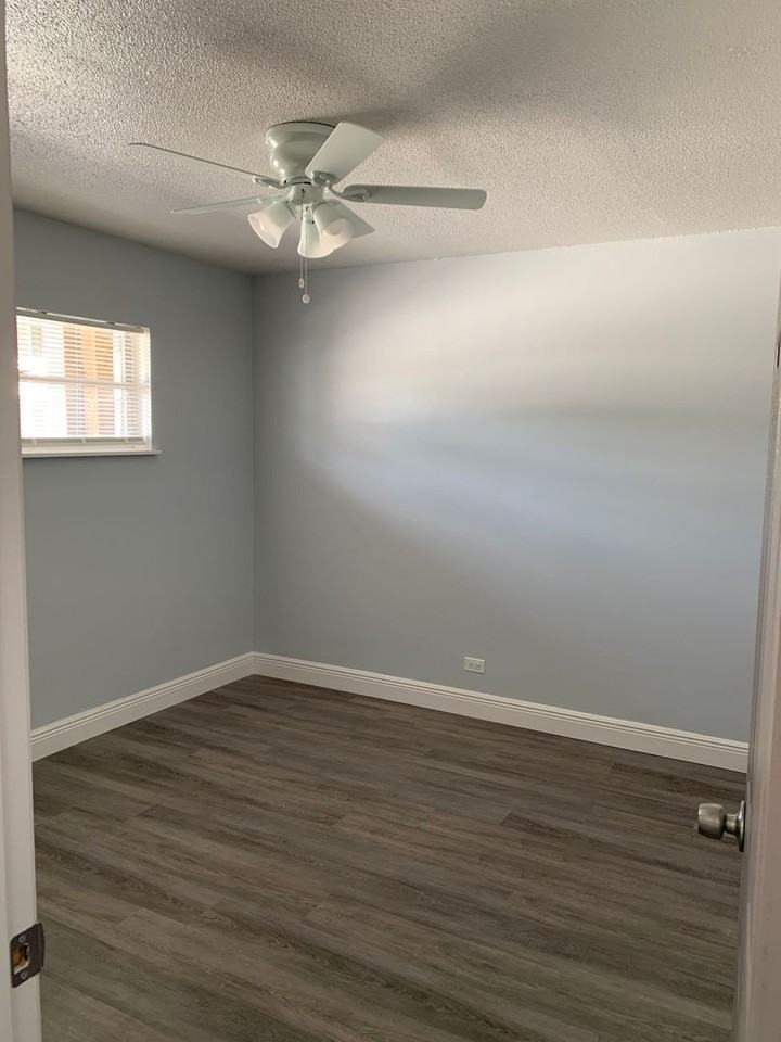 Canaveral Shores Apartments - Photo 4 of 11