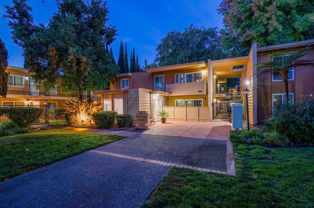 6230 Greenhaven Drive - Photo 7 of 11