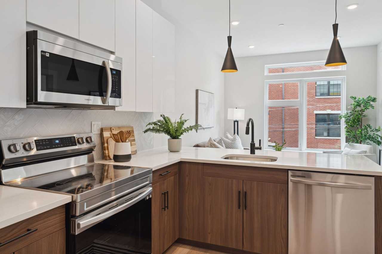 The Weston - Photo 6 of 50