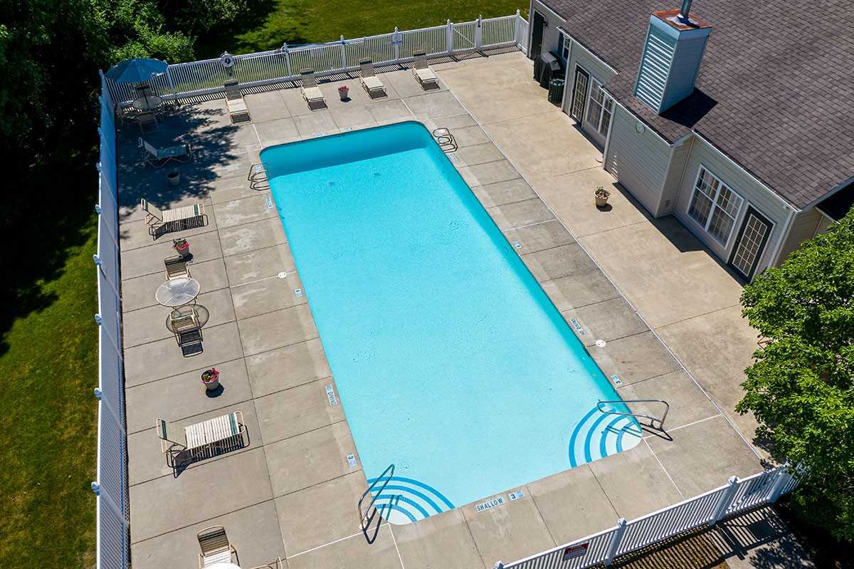 WoodsEdge Apartments - Photo 5 of 43