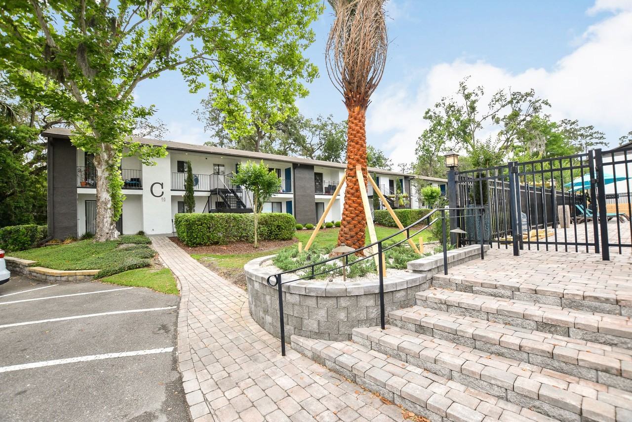 Silver Creek Apartments | 1 - Photo 3 of 50