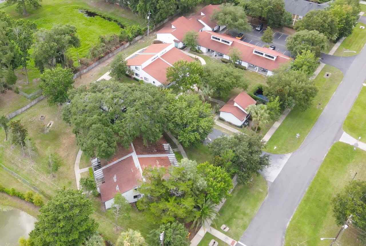 Silver Springs Apartments | 1 - Photo 6 of 6