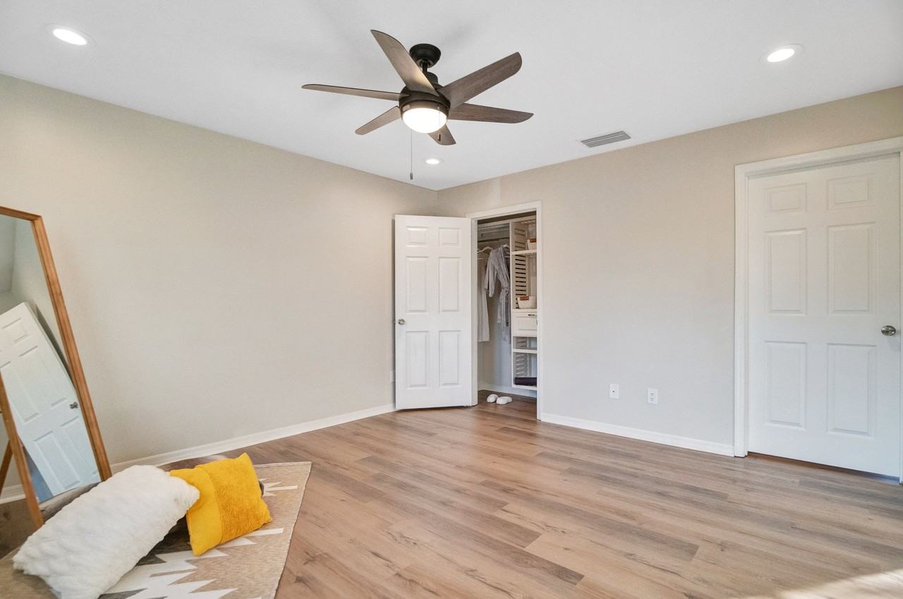 Hourglass Flats | Modern 1 Bedroom Apartments in Orlando, FL - Photo 6 of 13