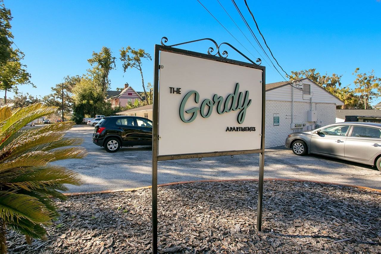 The Gordy Apartments | 1 & 2 Bedroom Apartments in Downtown Ocala - Photo 7 of 12