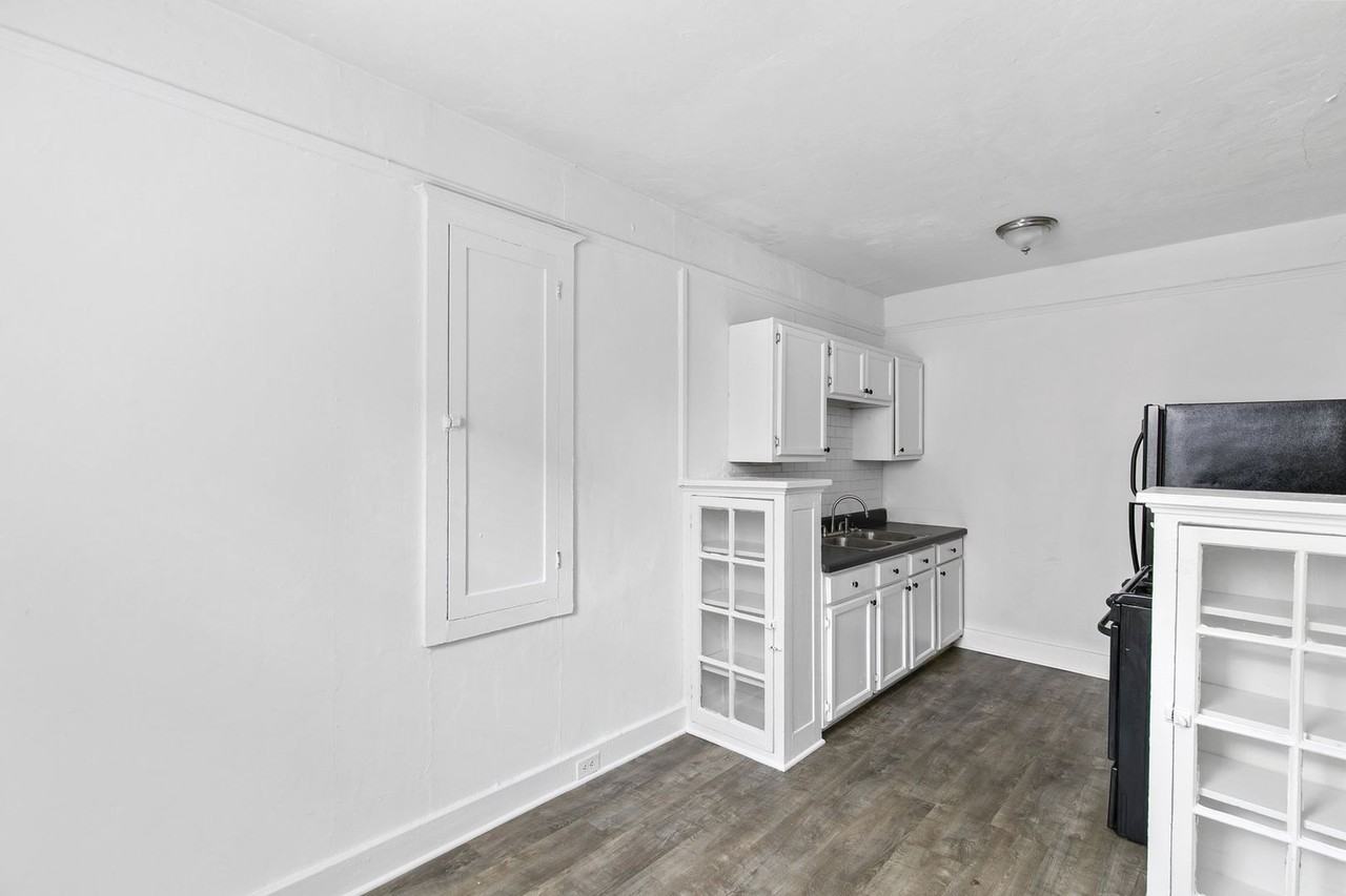 Stratford - Photo 2 of 17