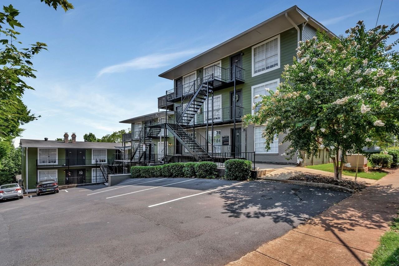 The Irish - Photo 4 of 50